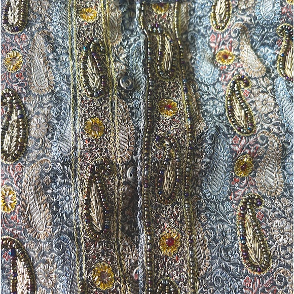 Rich Grey Brocade Silk  Sherwani with Stole - Picture 16 of 16